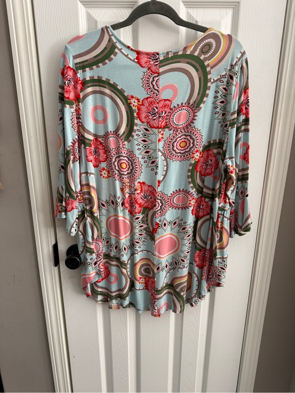 Floral & Geometric Print Light Blue Peplum Top 2xl Bohemian style - Picture 2 of 4